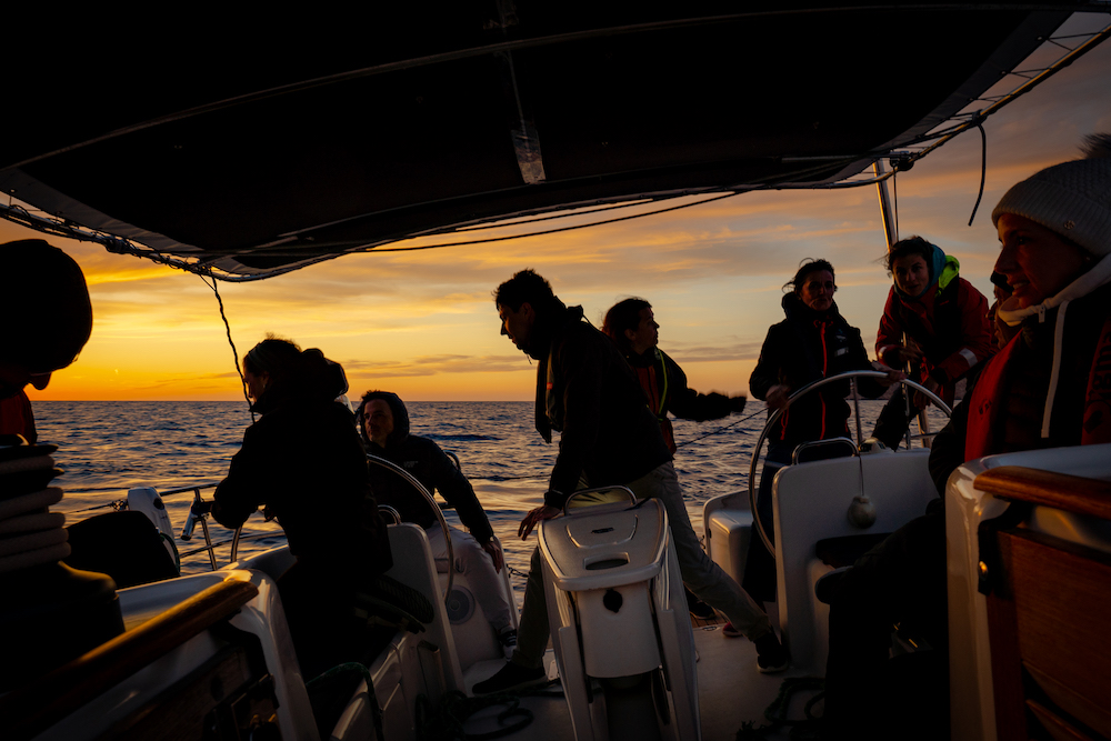 tripulacion navegacion en equipo velero