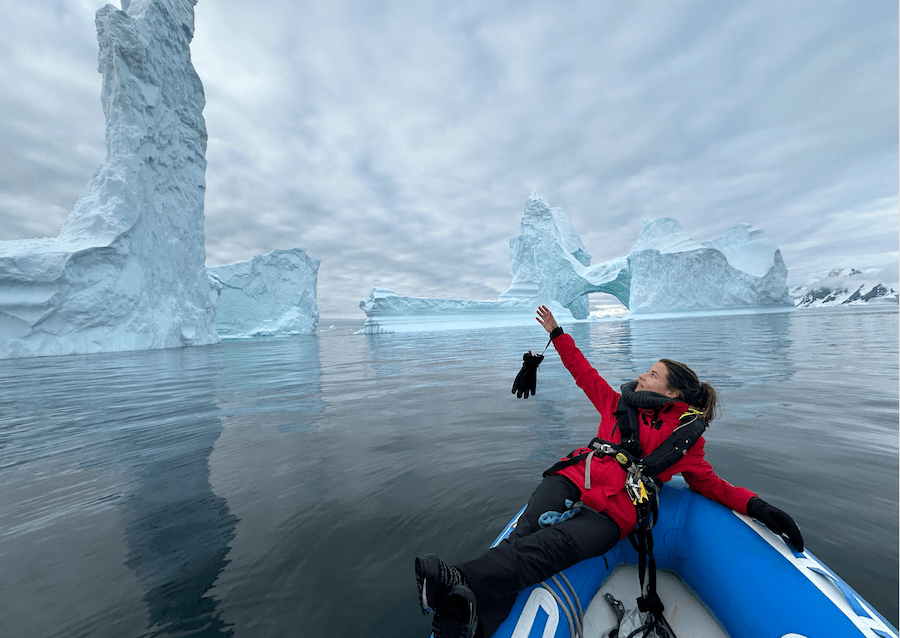 entre icebergs antártida