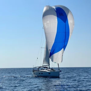 allende los mares velero 5