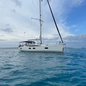 allende los mares velero 8
