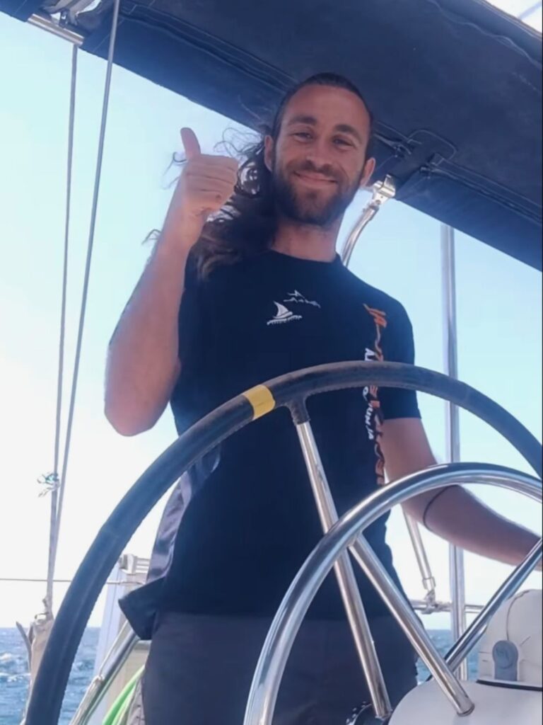 victor patron velero allende los mares